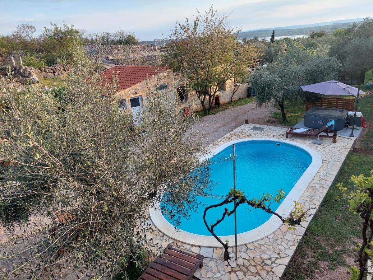 Holiday House Pulina Punat Εξωτερικό φωτογραφία